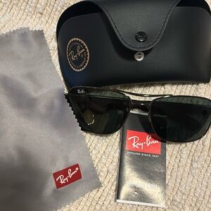 Men Ray-Ban sunglasses